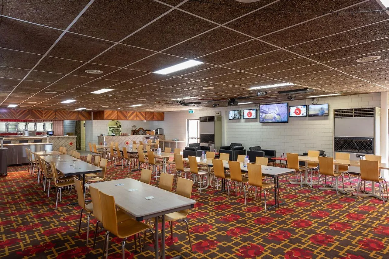 ***  Leichhardt Hotel Motel Cloncurry Australia